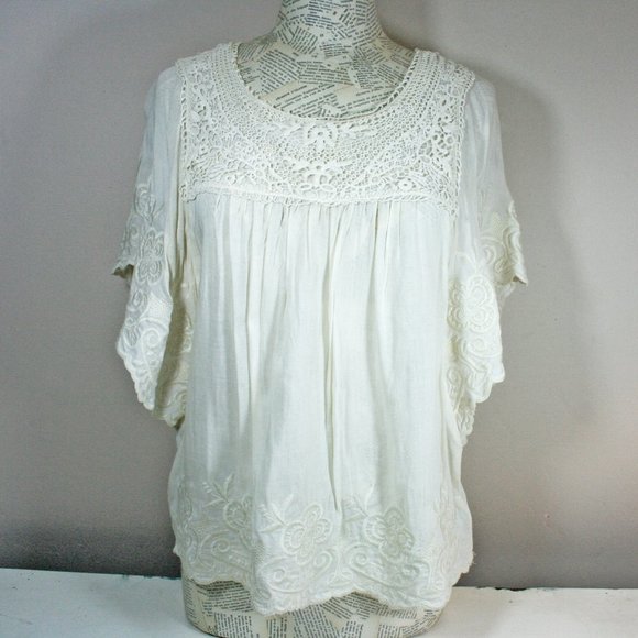 Forever 21 Batwing Crochet Boho Top - Picture 3 of 7